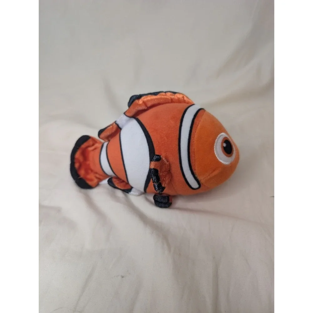 Disney Finding Dory Nemo Bean Bottom Plush By‎ BANDAI 6